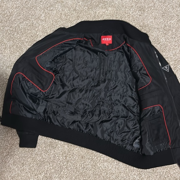 Guess men’s sweater size:M color black - Picture 2 of 3